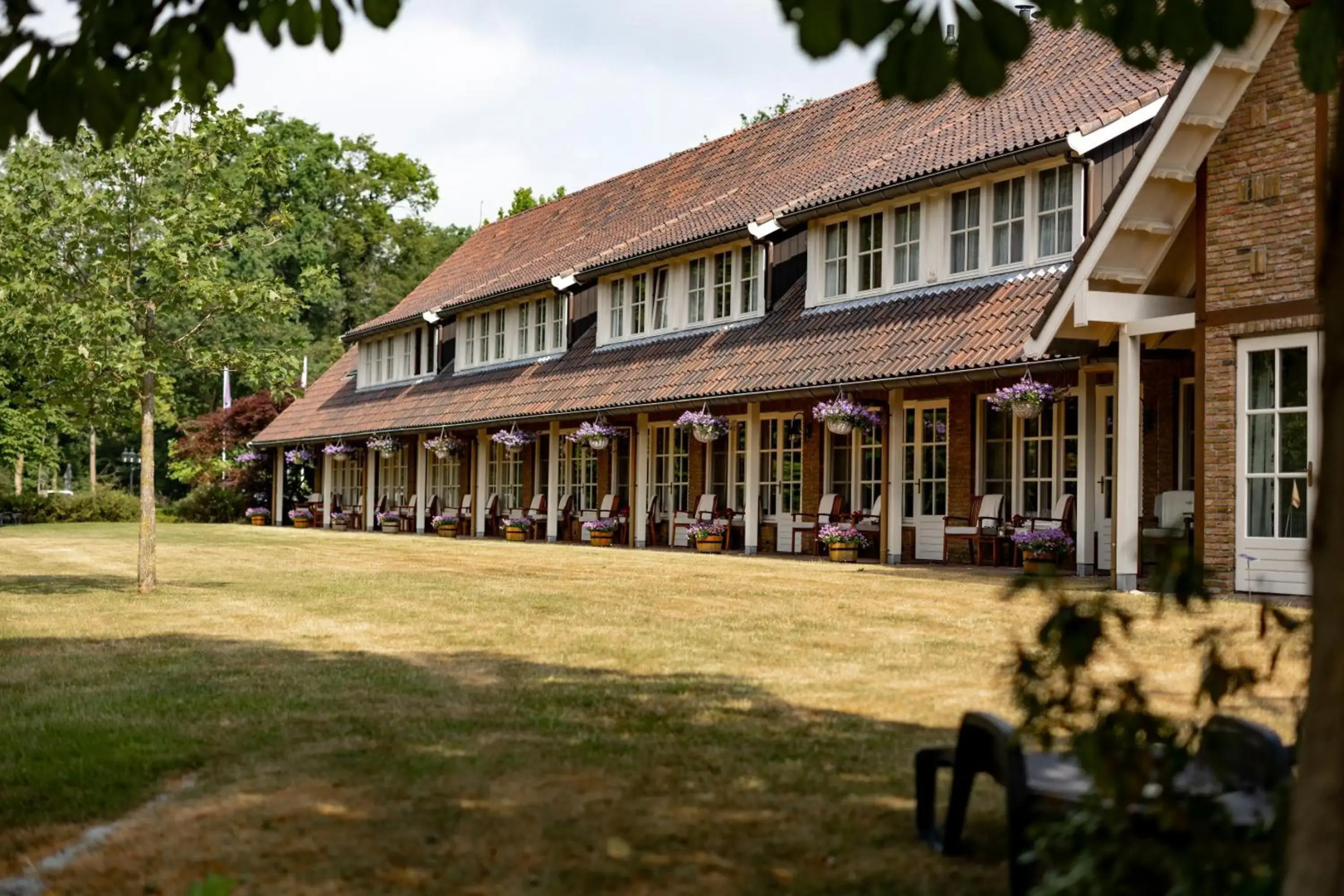 Landhuishotel & Restaurant De Bloemenbeek