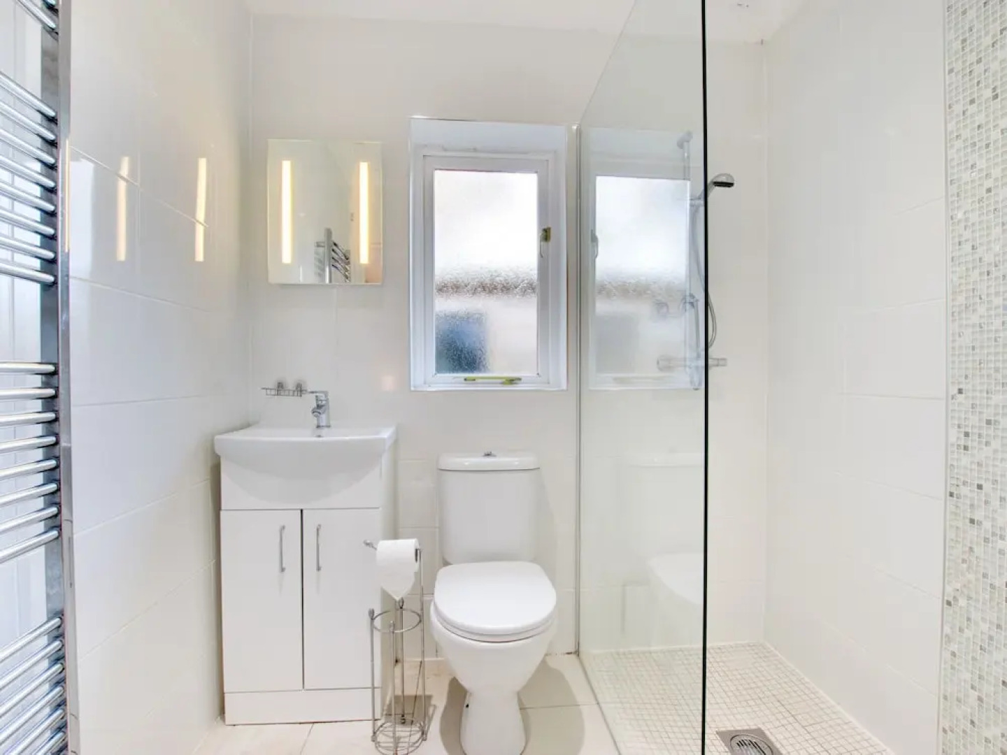 Luxurious Holiday Home in Saundersfoot With Fireplace