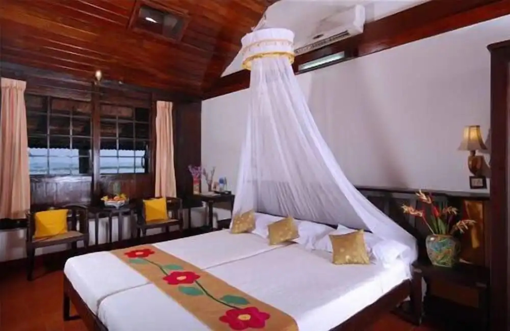 Kayaloram Heritage Lake Resort