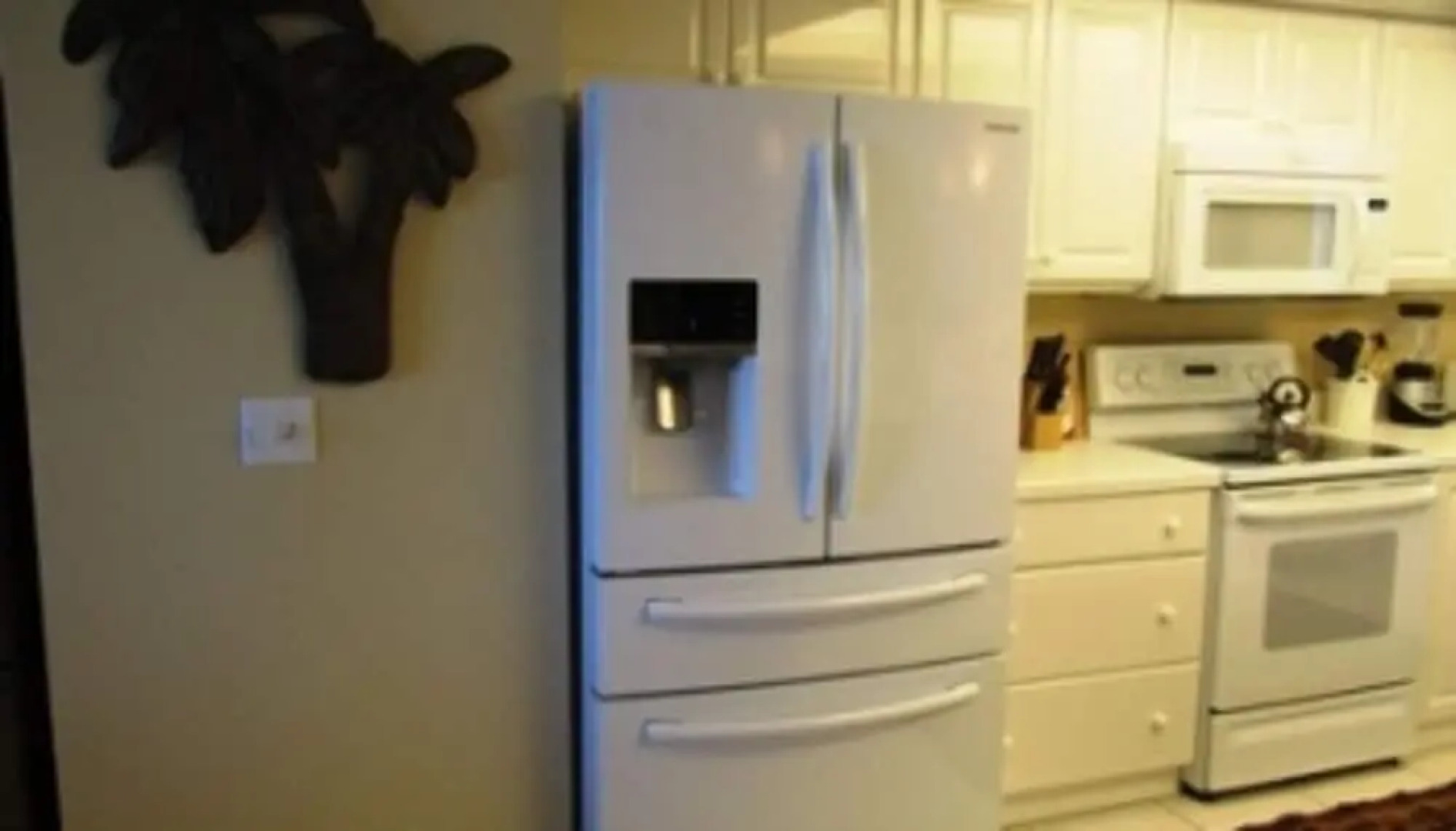 Dimucci Towers Ten 1903 - Great Views from the 19th Floor - 3 BR 3 BA