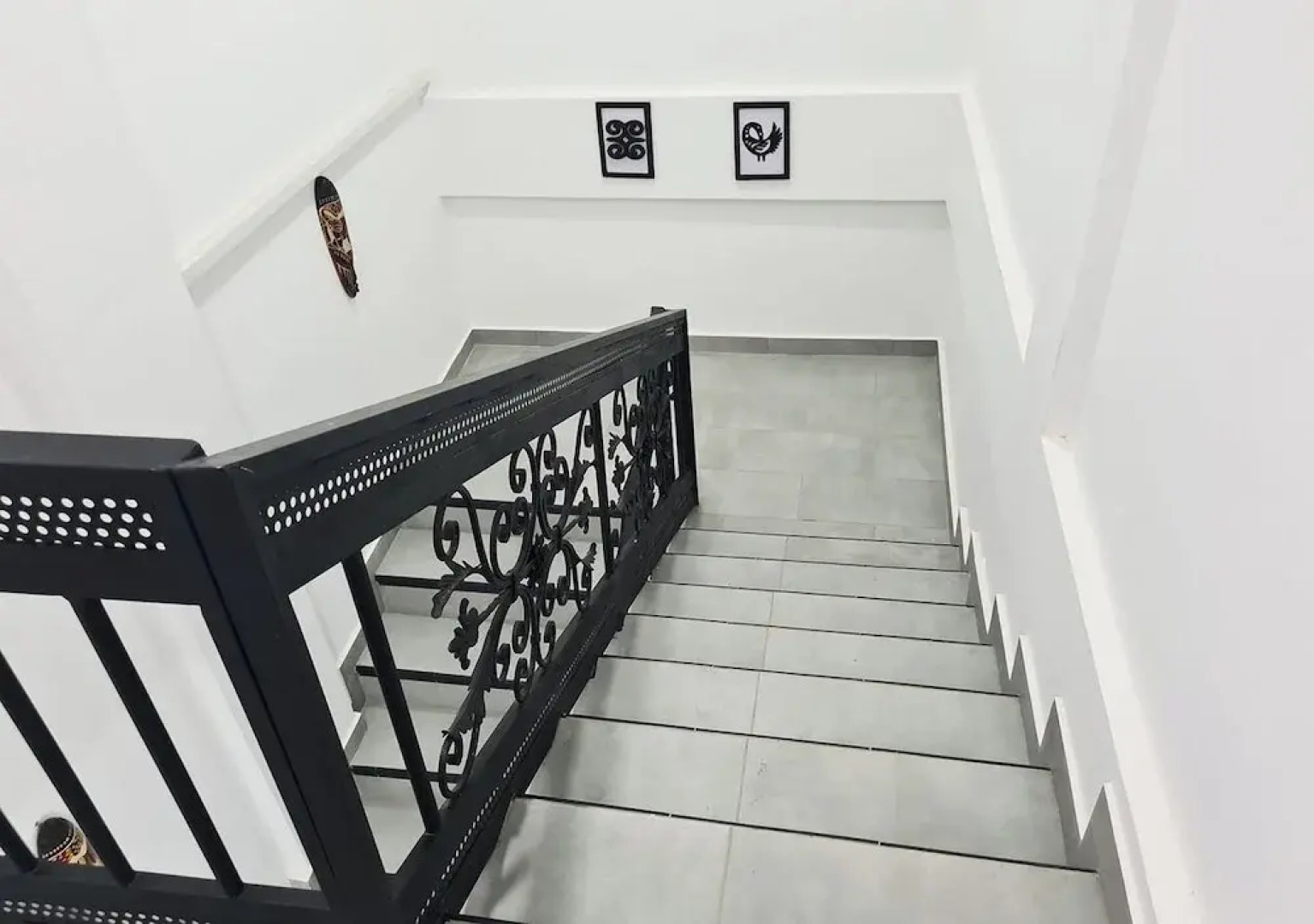 Charming Quiet & Cozy Close to Highway