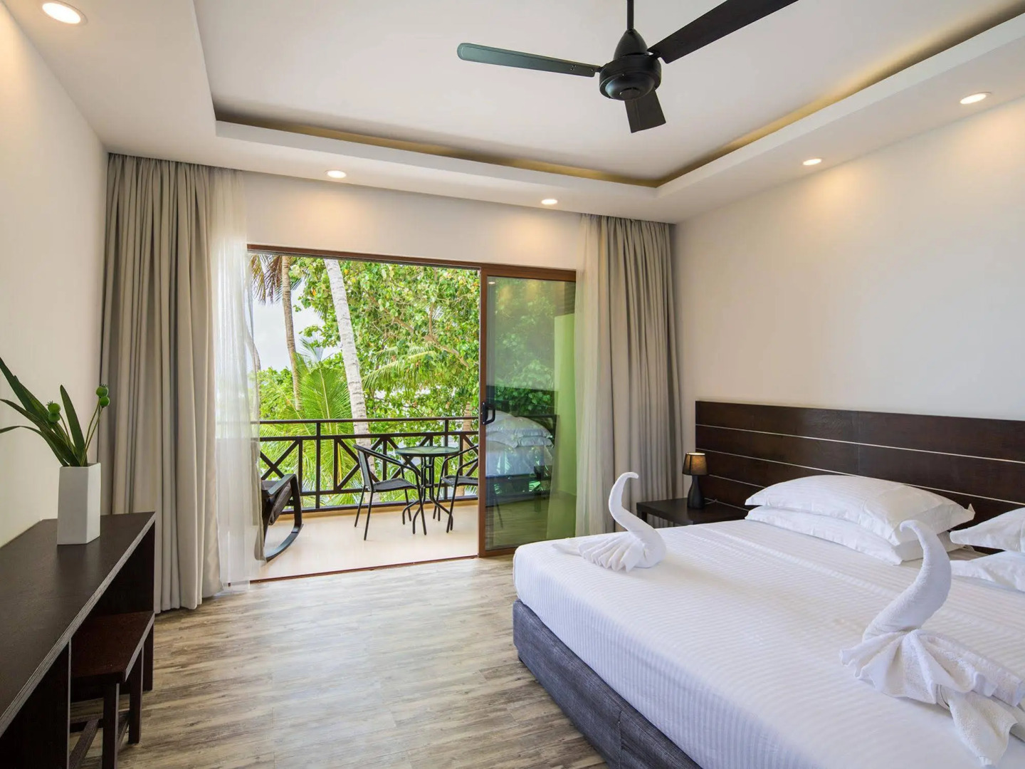 Canopus Retreat Thulusdhoo