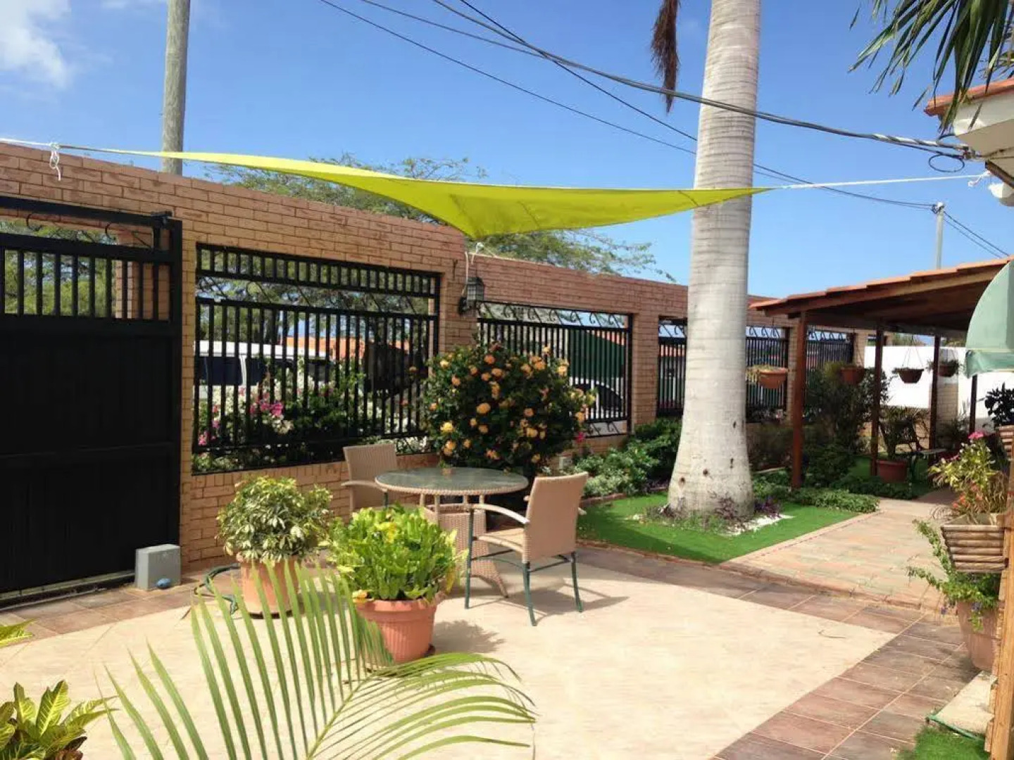 Pirela Realty Aruba Apartments