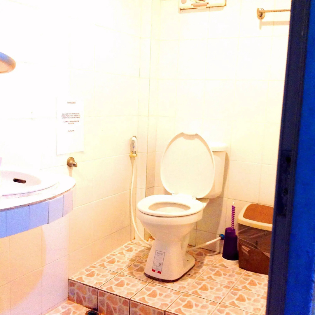 Center Point Dorm Room