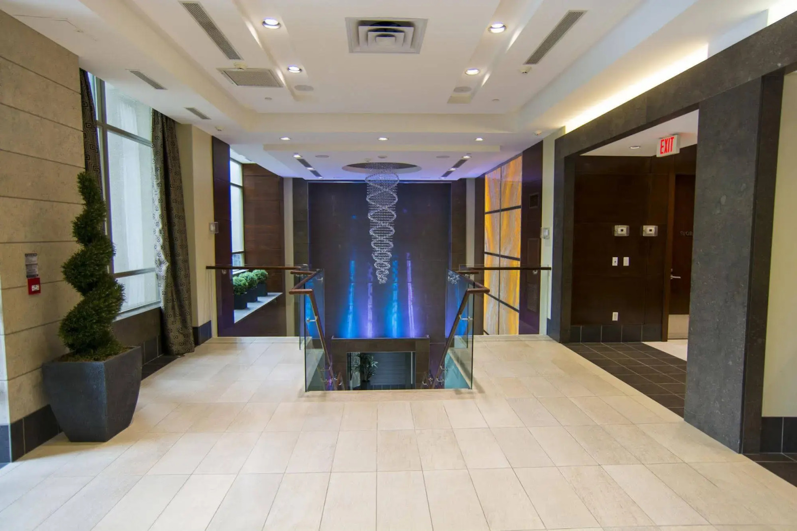 Maplewood Suites - Square One