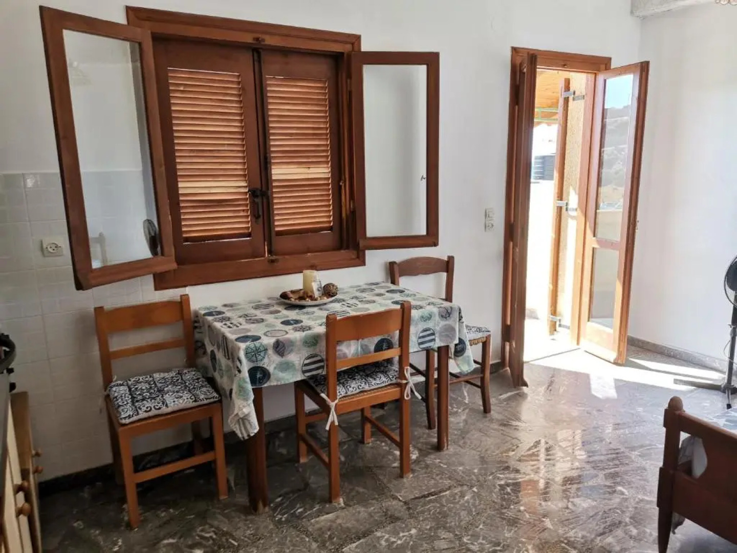 Apartment at Tsoutsouros