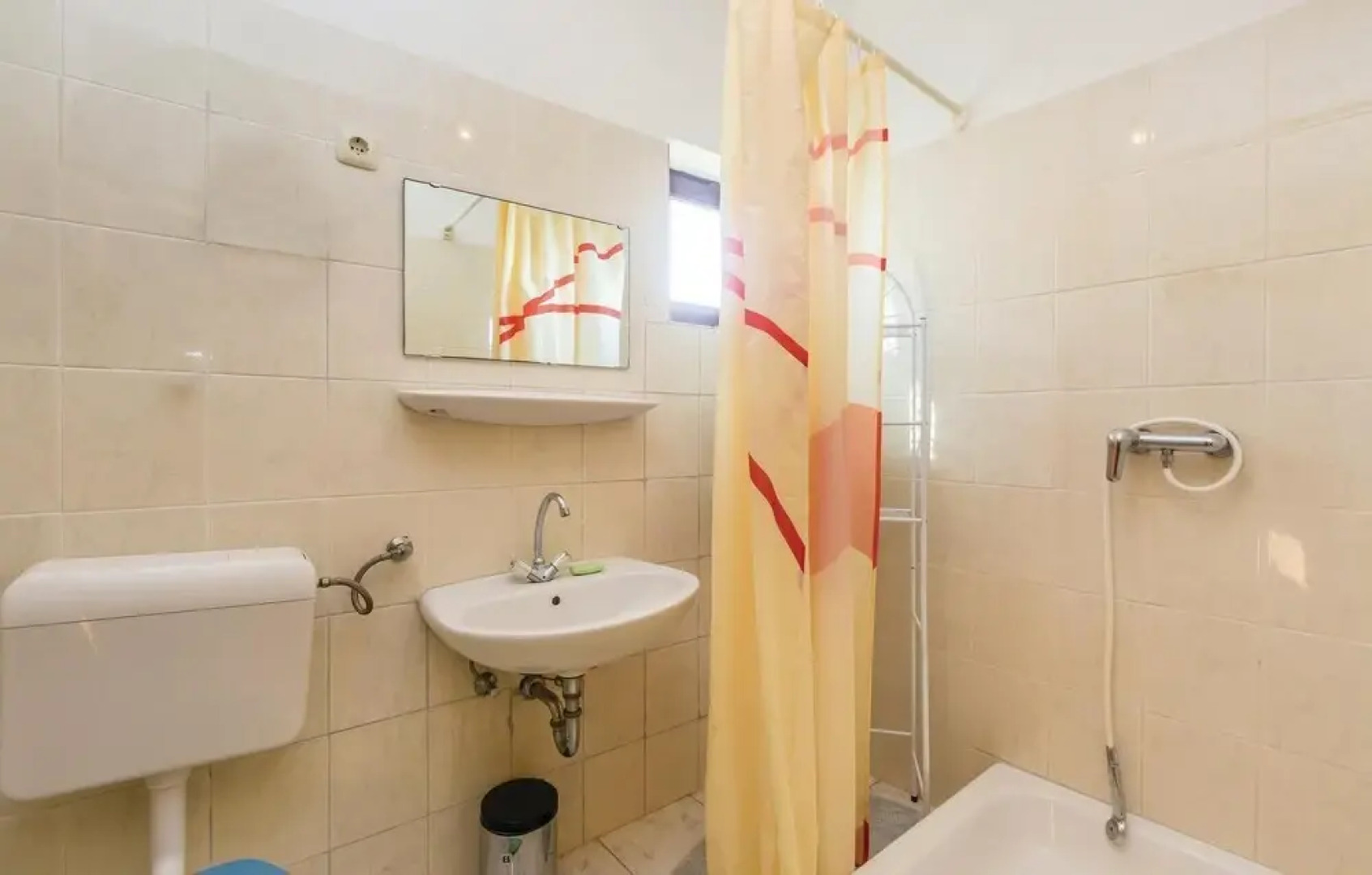 Nice Home in Stara Baska 1 With Wifi and 2 Bedrooms