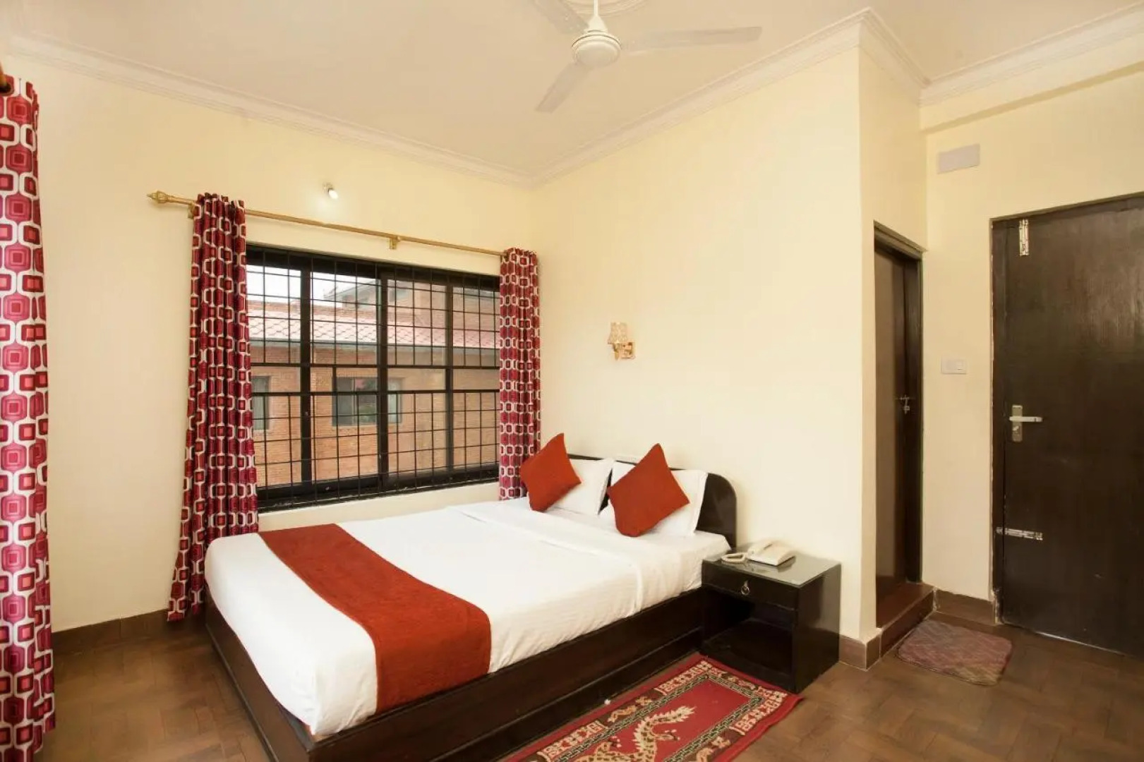 Hotel The Holy Birth By OYO Rooms