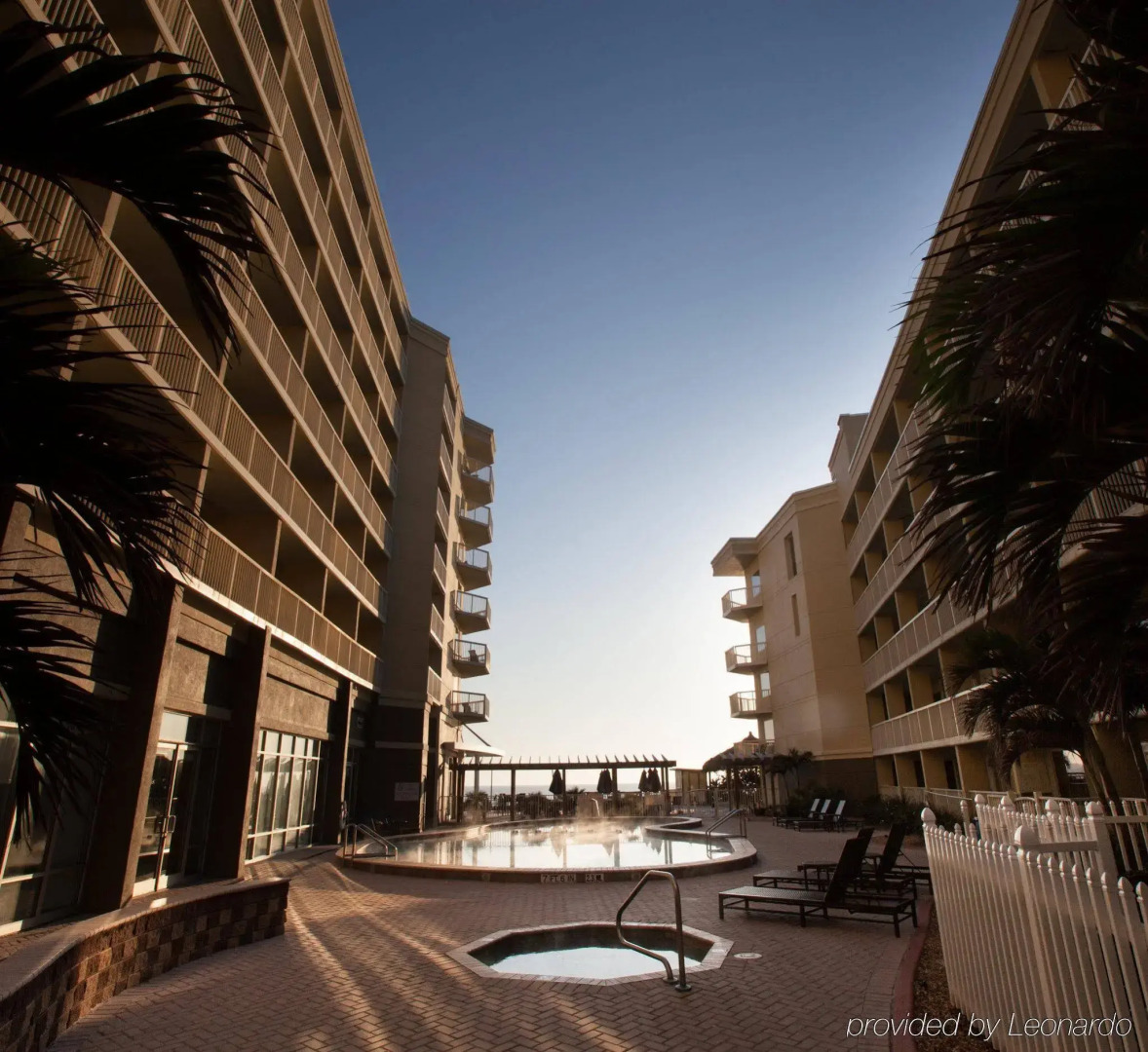 Crowne Plaza Melbourne - Oceanfront by IHG