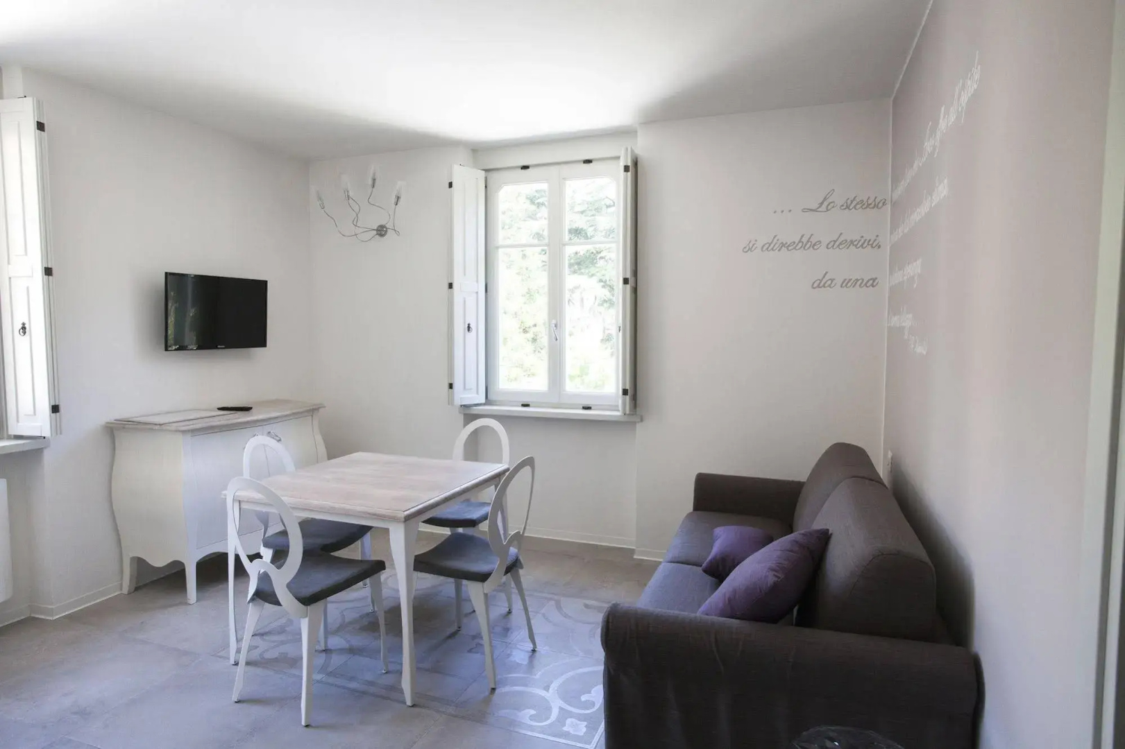 Villa Italia Luxury Suites and Apartments