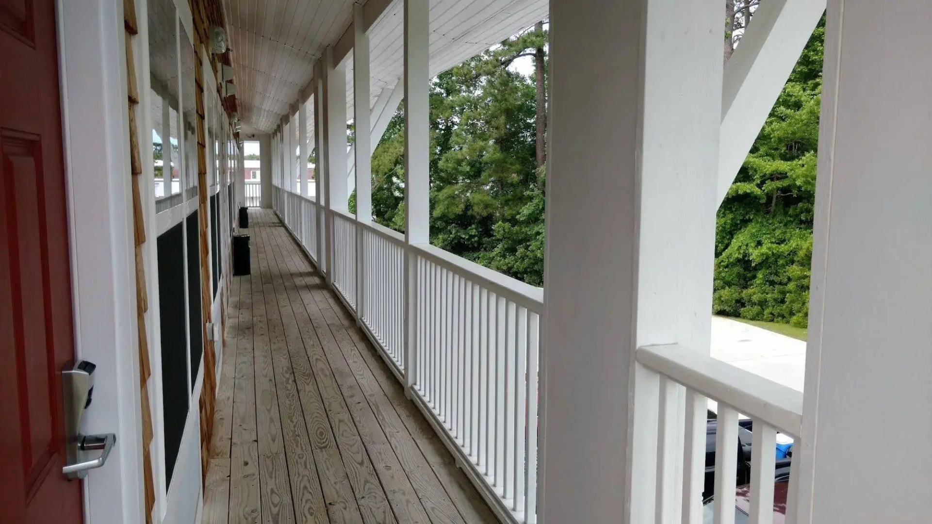 Topsail Shores Inn