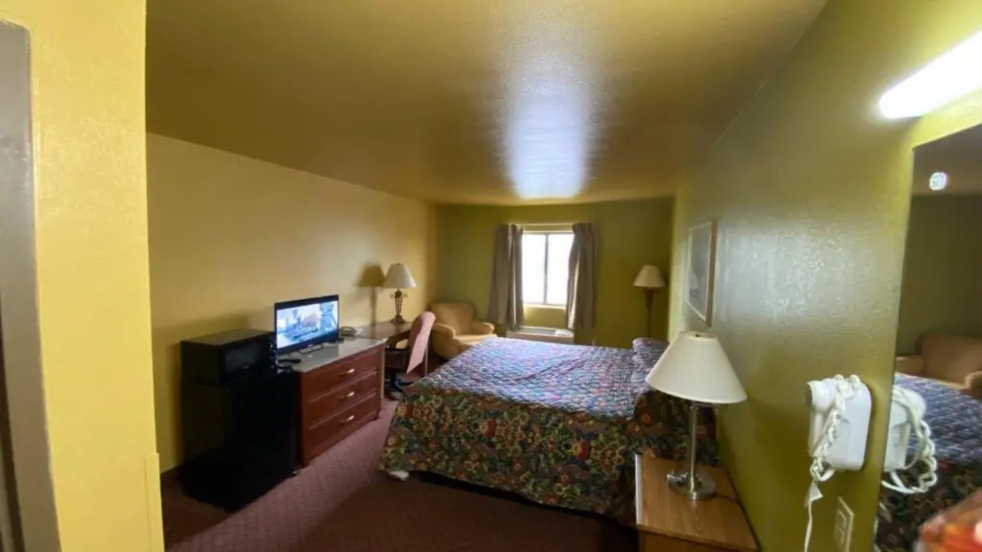 Sunset Inn