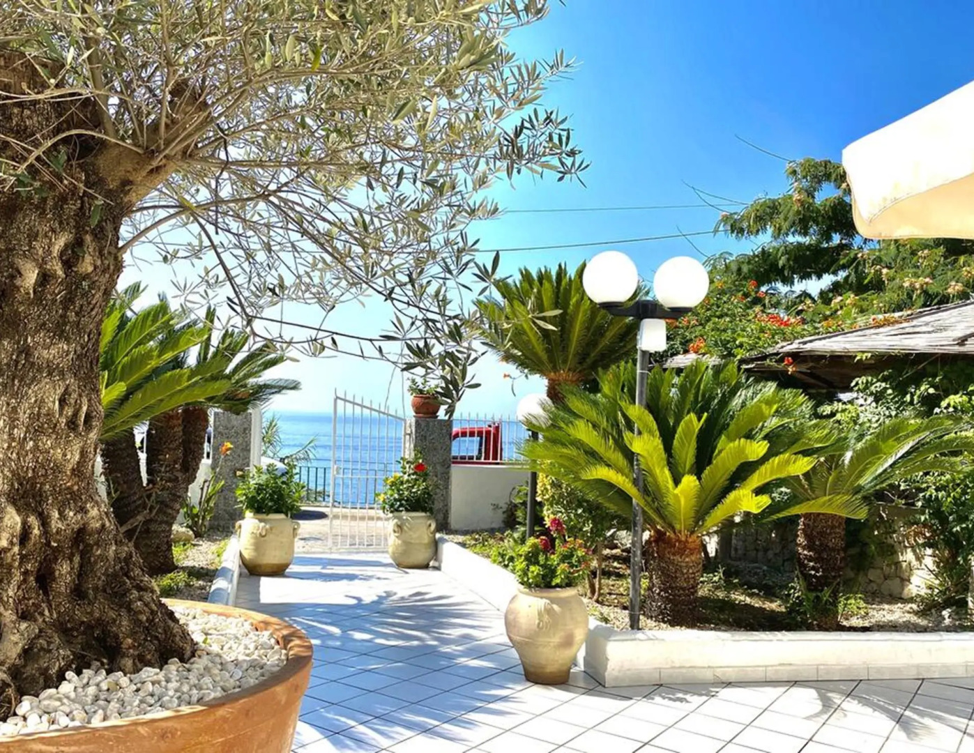 Villa Bina Sea Hotel