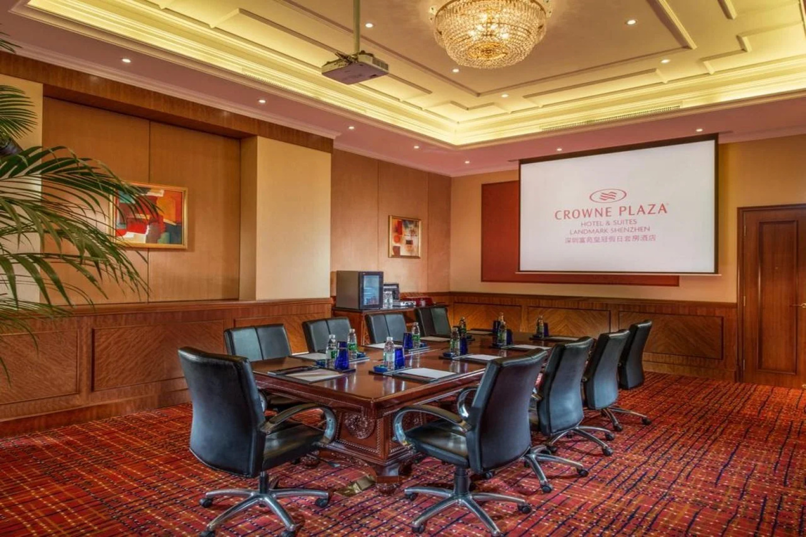 Crowne Plaza Hotel & Suites Landmark Shenzhen by IHG