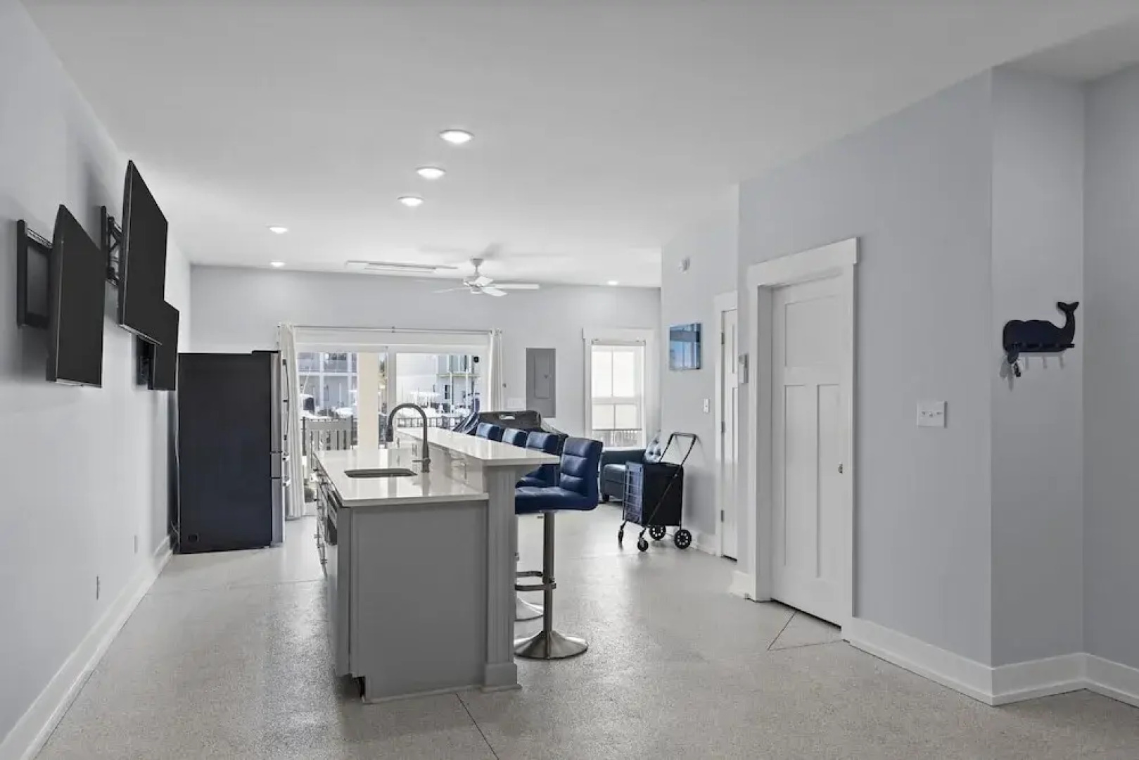 South Breeze 3 Bedroom Townhouse by RedAwning