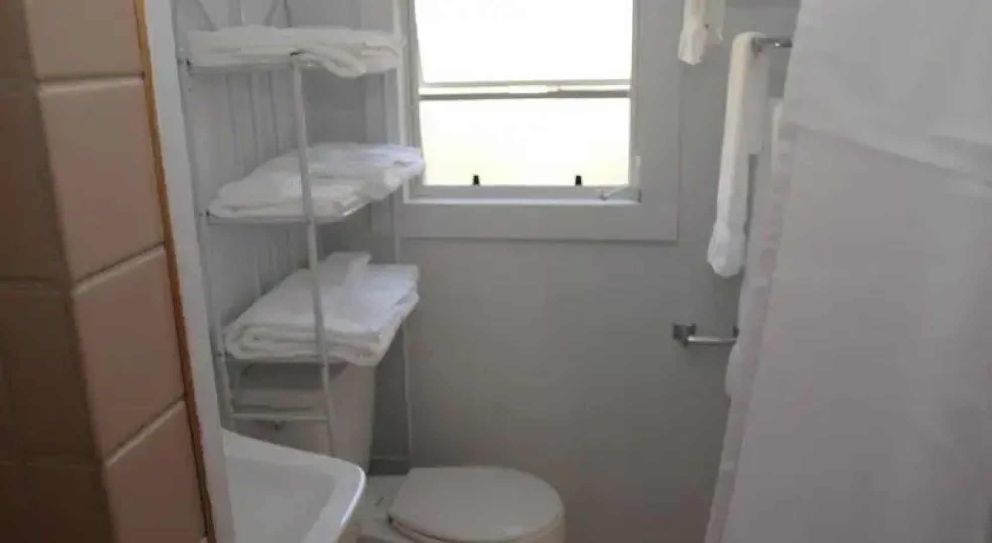 Screaming Reels Guest House