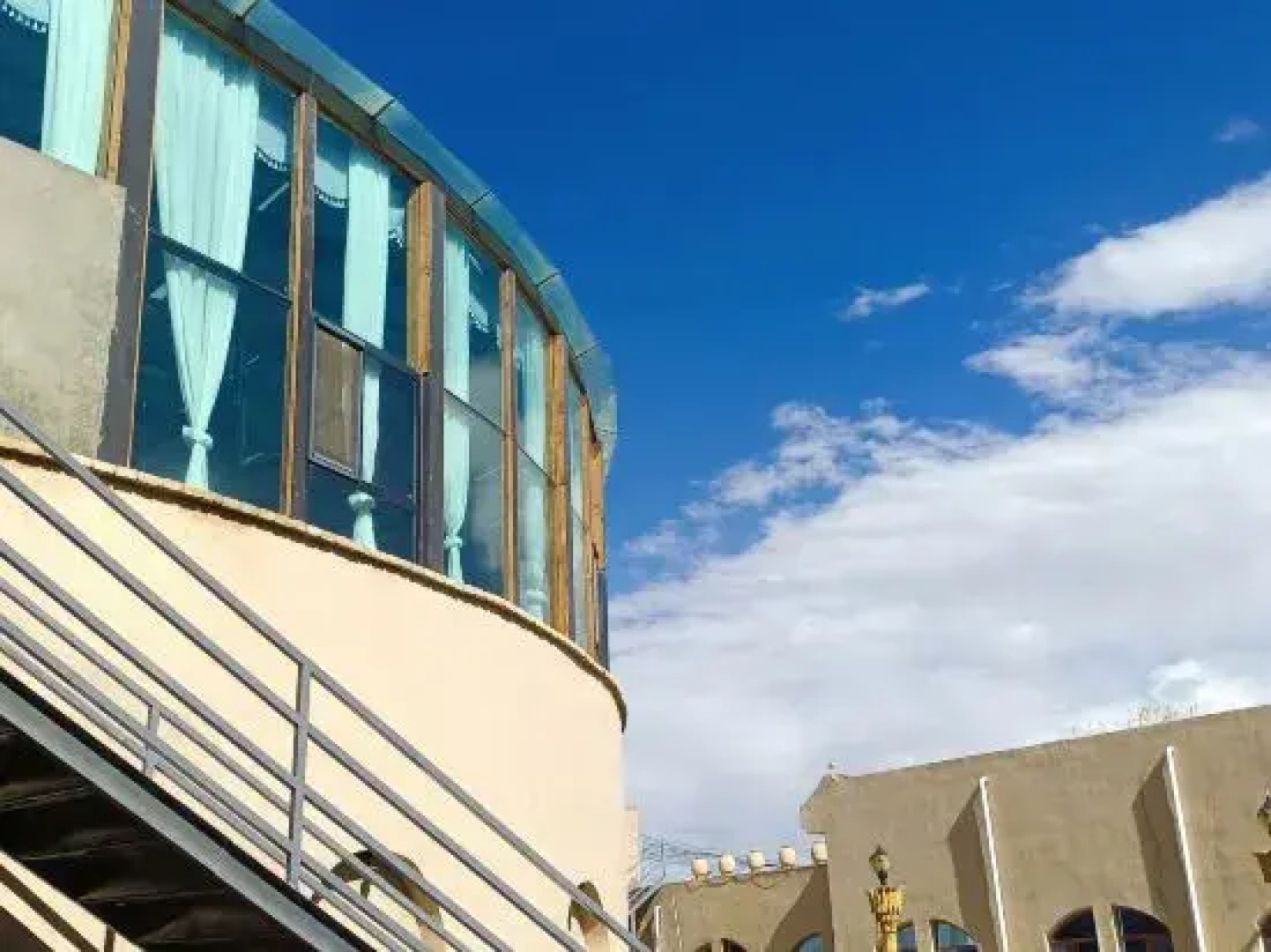 Puli 3200 Hotel