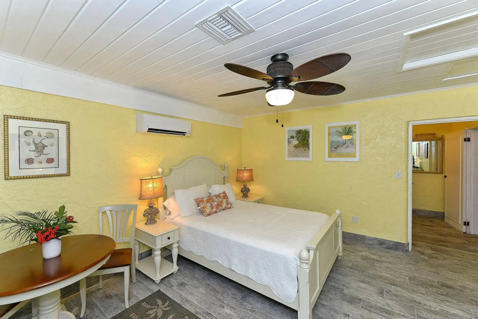 Siesta Key Palms Resort