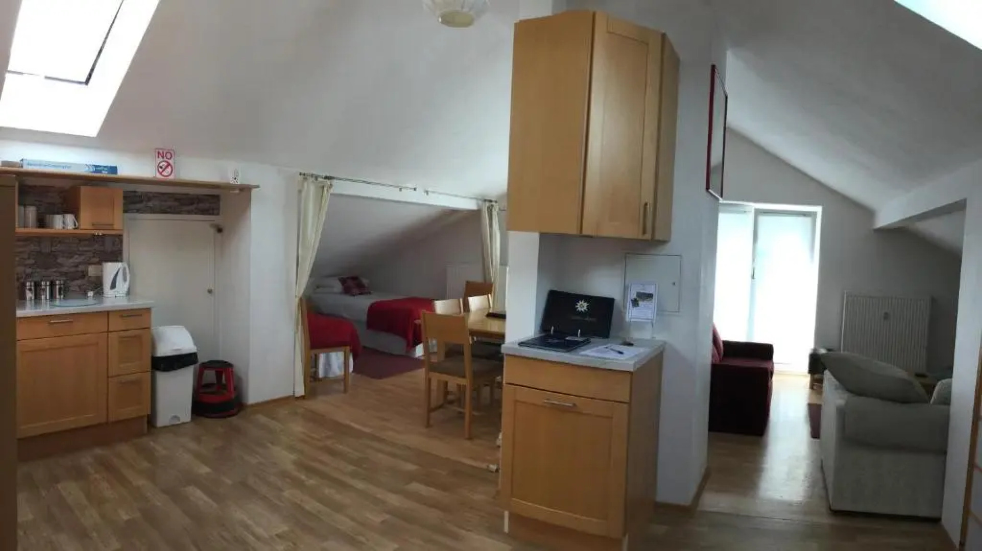 Alpine Blue Apartments