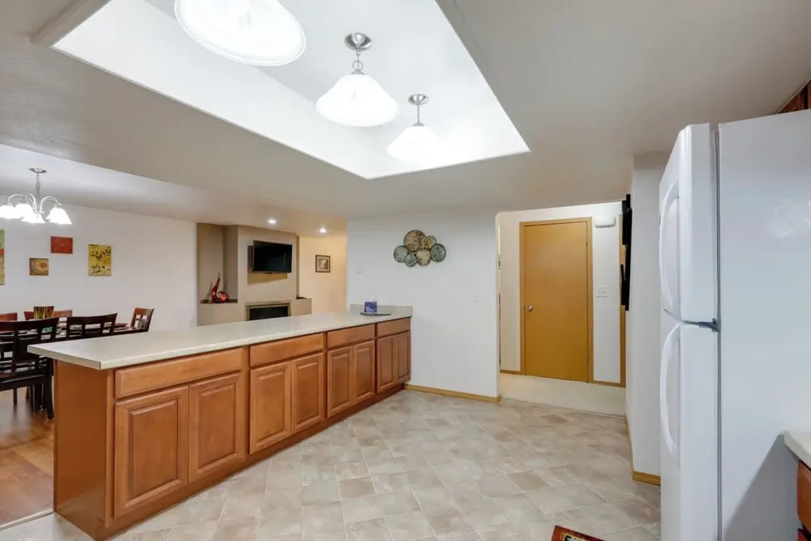 Fairbanks Alaskan Abode ~ 1 Mile to Pioneer Park!