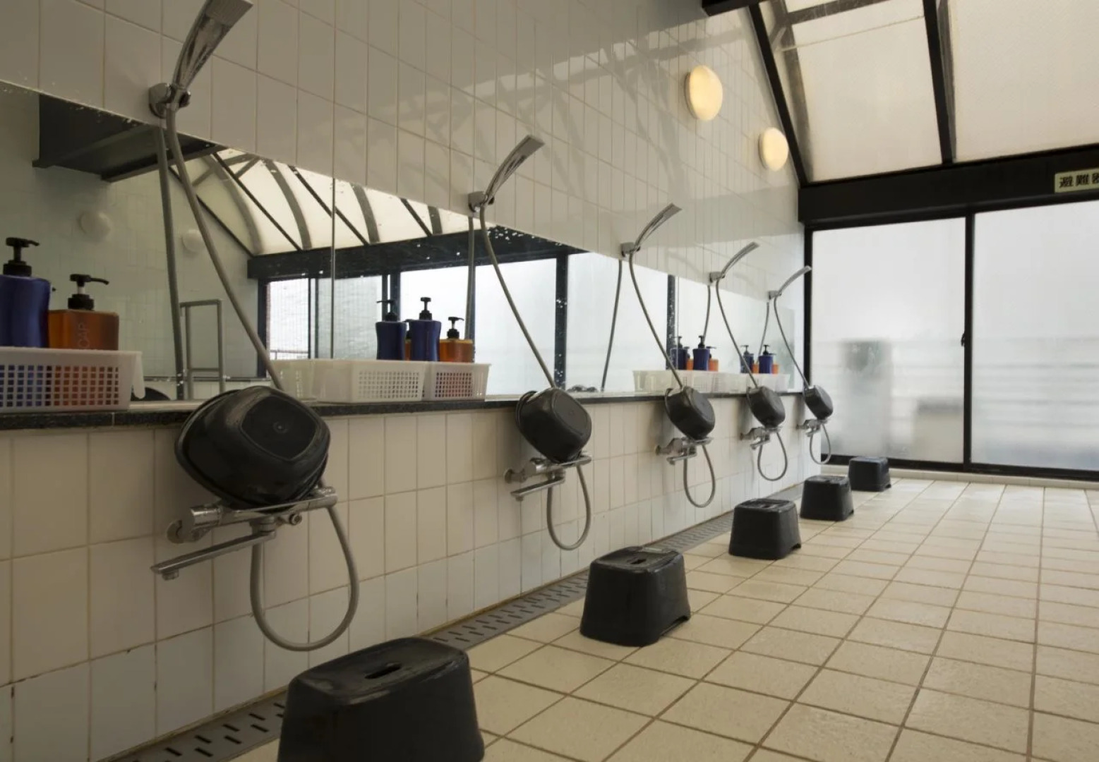 Capsule Hotel The Inn