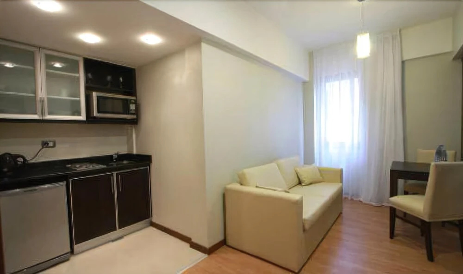 Del Bono Suites Art Hotel