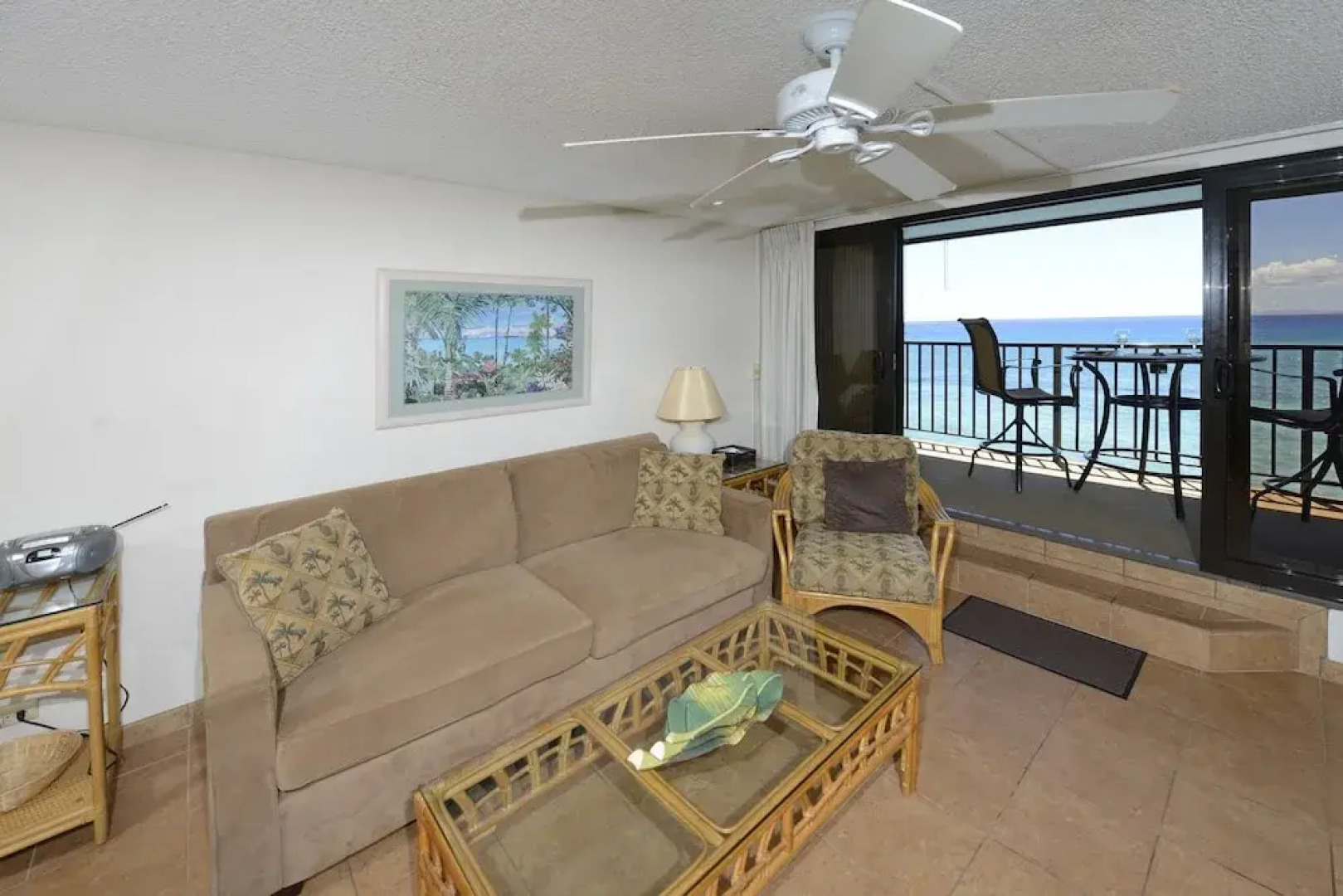 Kaleialoha #305 1 Bedroom 1 Bathroom Condo by Redawning