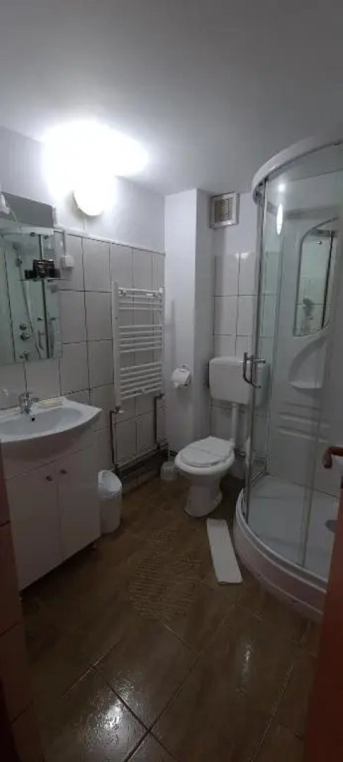 Hostel Voineasa