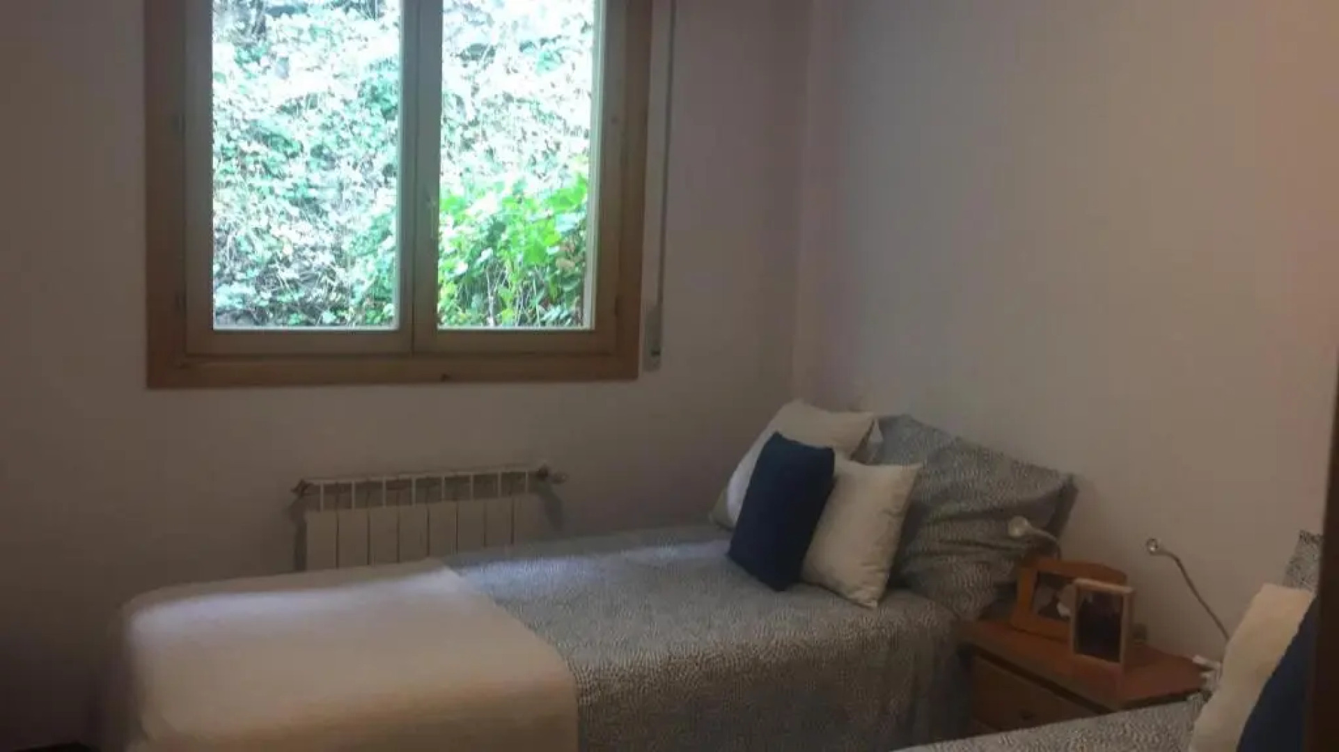 Casa de Claudia Comillas- Jardín privado - A 10 metros del Capricho de Gaudí