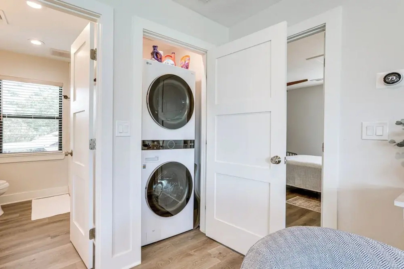 Willis Waterfront Home w/ Deck on Lake Conroe!