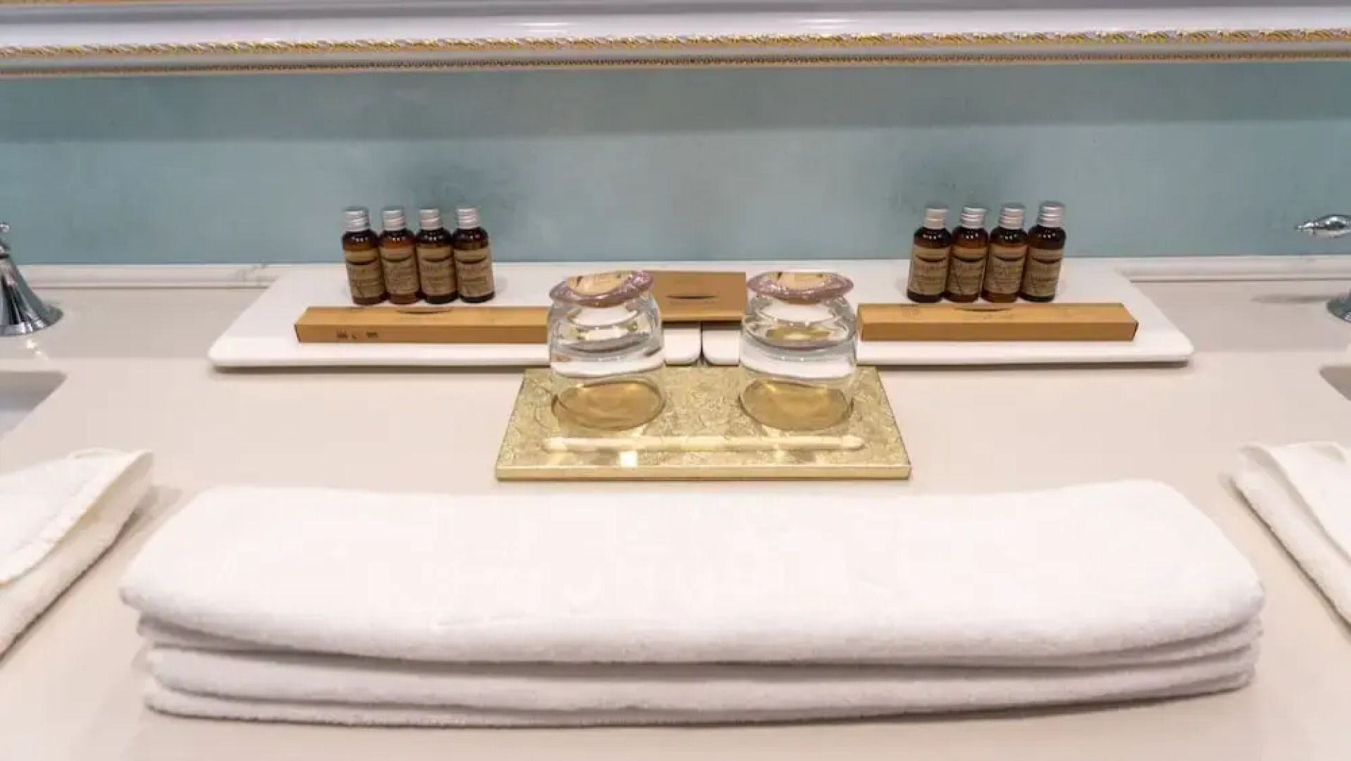 Phoenicia Boutique Hotel & Casino - Adults Only