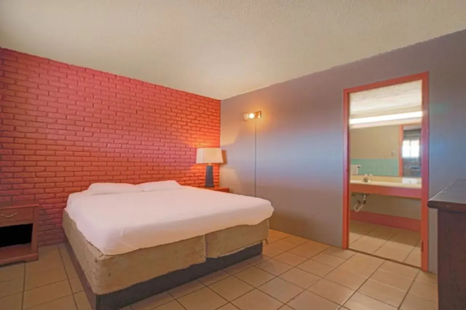 Town & Country Motel Bossier City by OYO