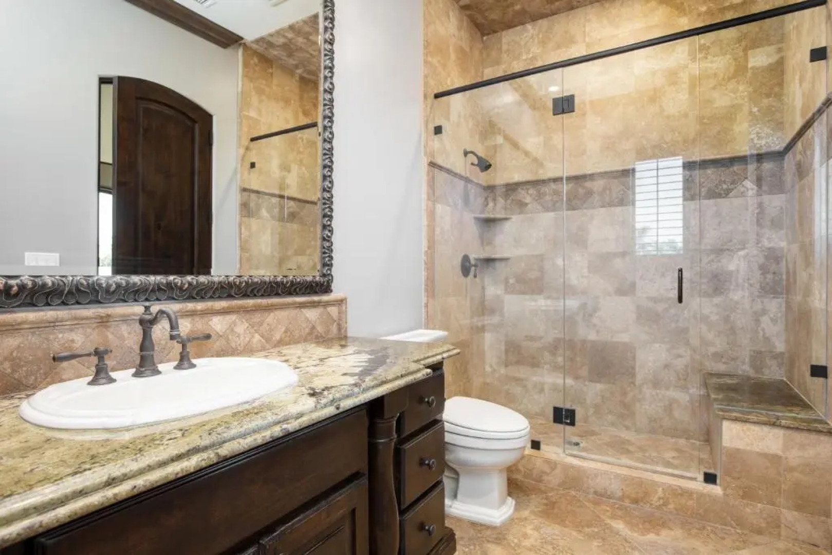 Sky Lantern by AvantStay Stunning Oasis w Pool Hot Tubs Volley Ball Court Home Office