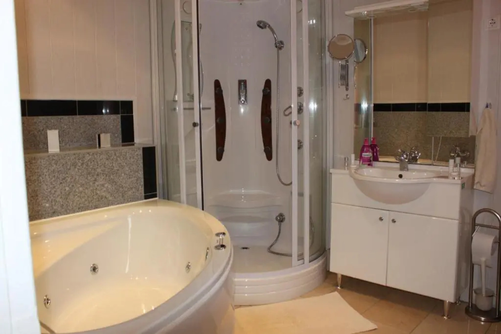 Wellness-Suiten Neuburxdorf