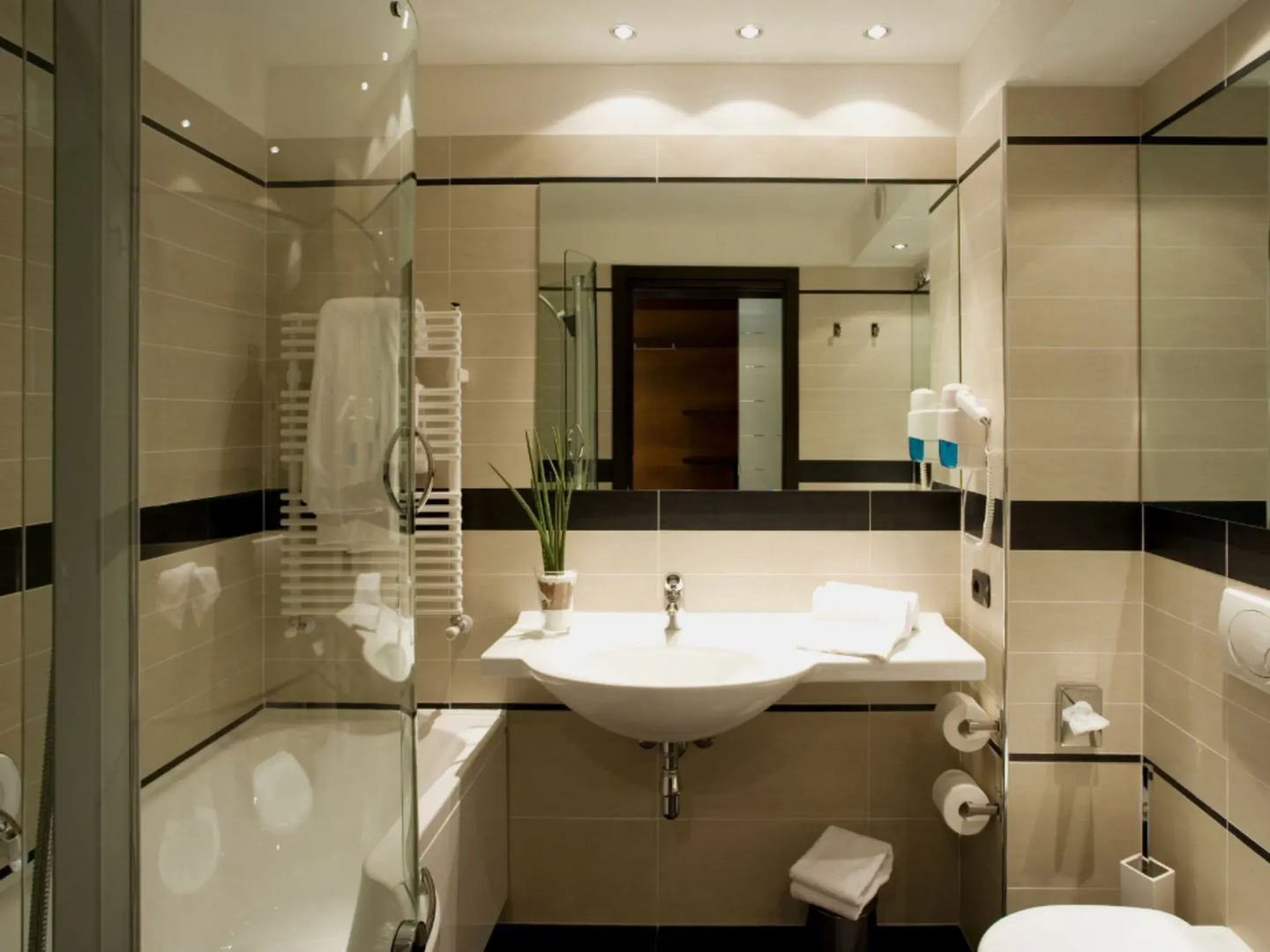 Red's Redaelli Hotel