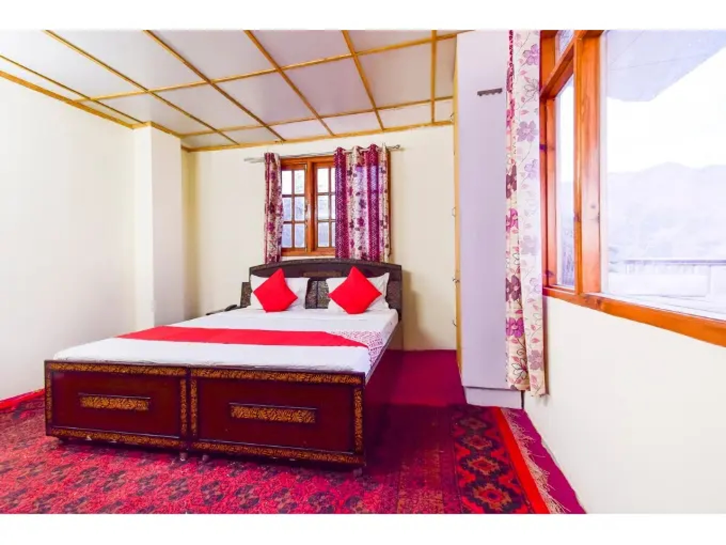 The Roam Way By OYO Rooms