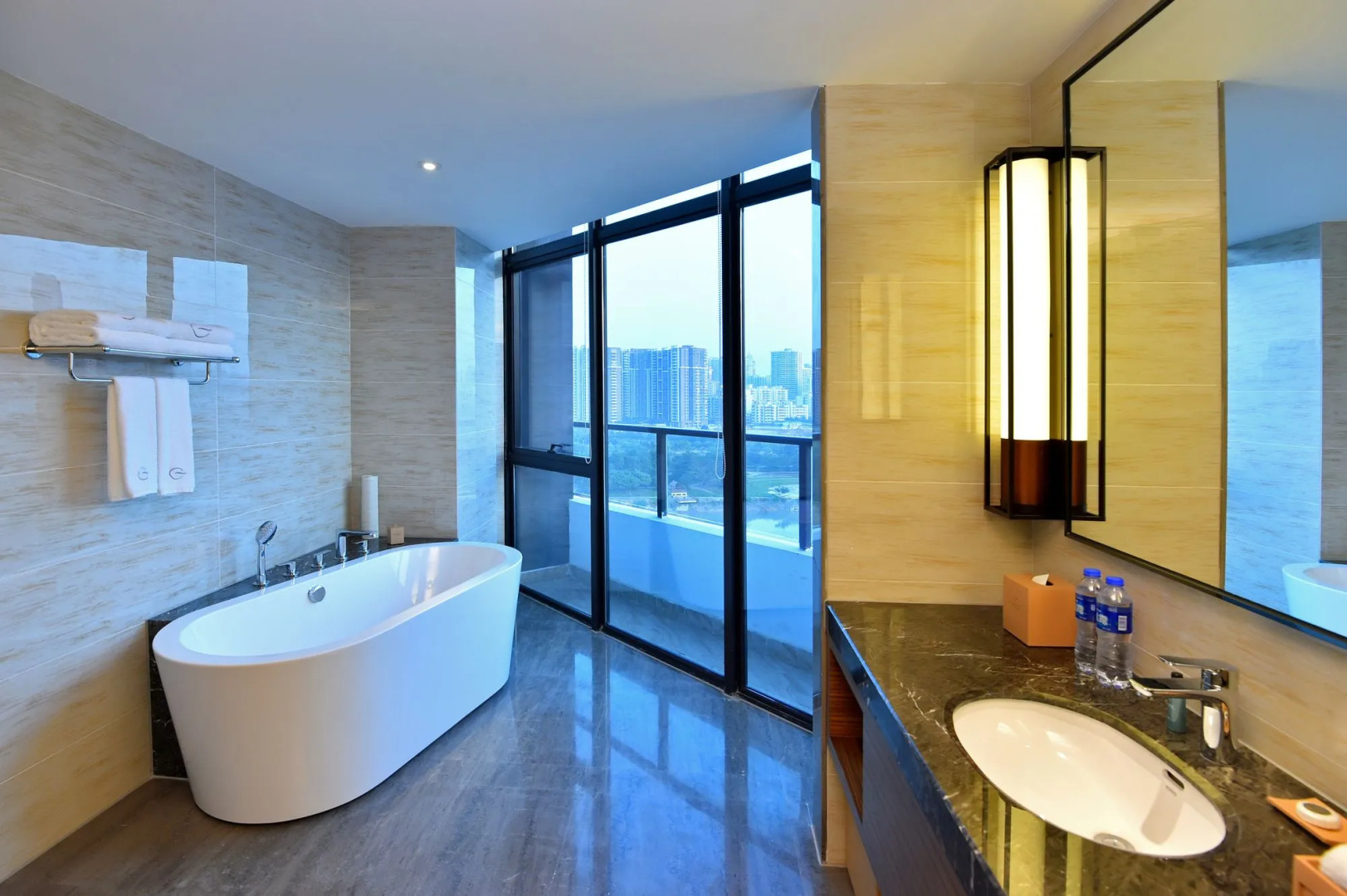 Grand Skylight Int'l Hotel Huizhou