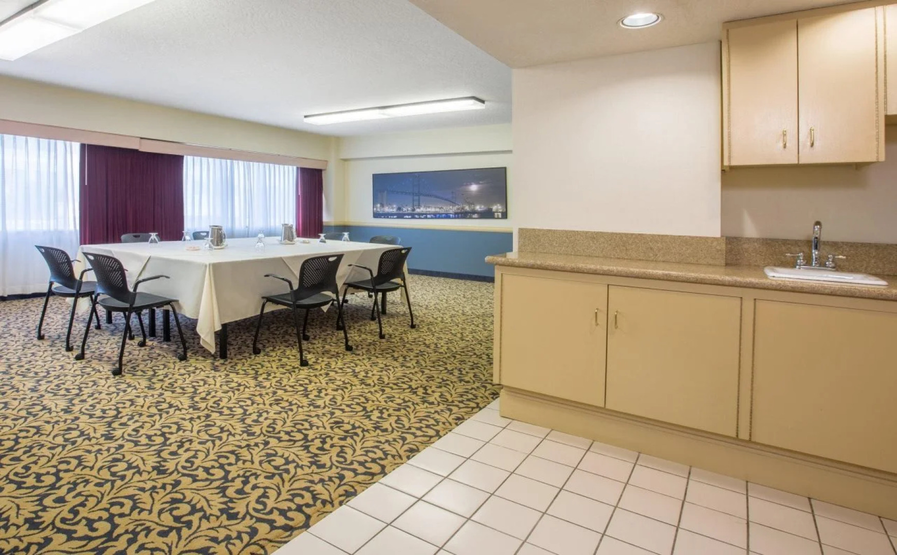 Crowne Plaza Los Angeles Harbor Hotel by IHG