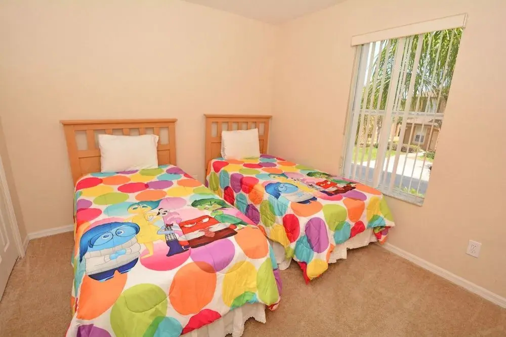Orlando Sweet Vacation Home 4 Br villa by RedAwning