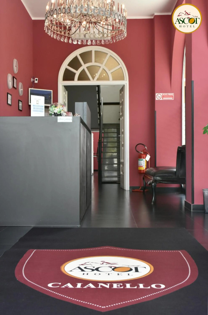 Отель Ascot Hotel