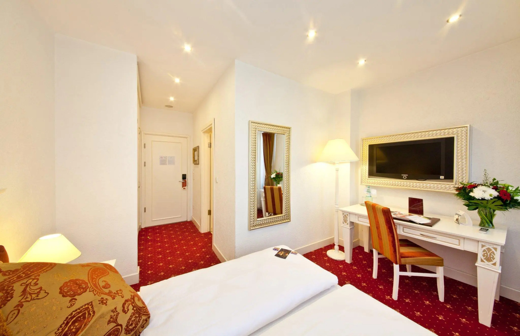 Отель Unique Dortmund