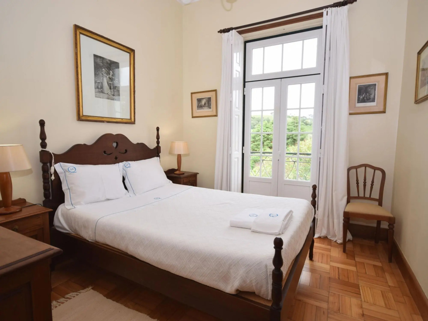 Lush Mansion In Aldeia Galega With Private Pool