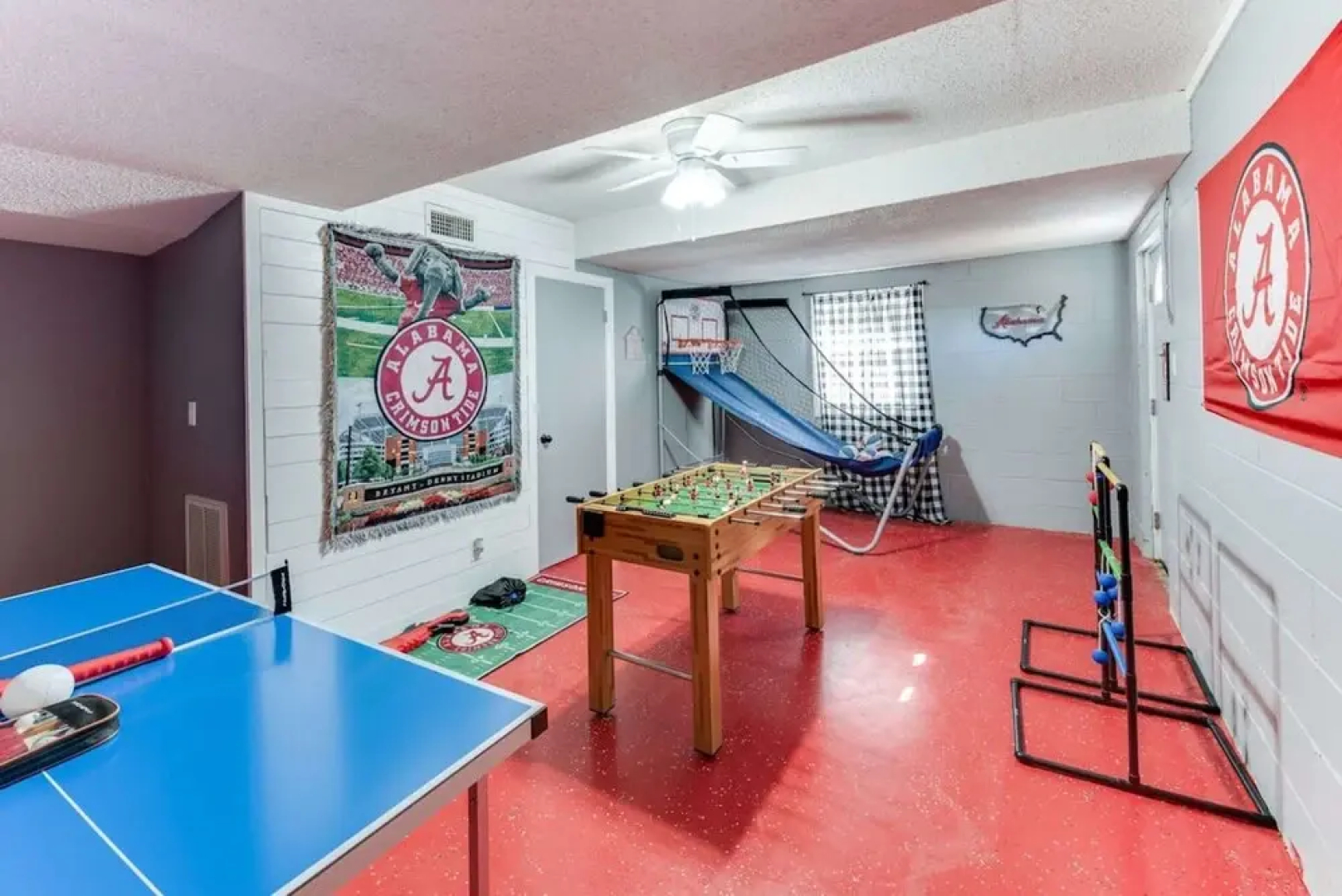LA Maison De LA Nouvelle-orl ans Game DAY House Covered Patio