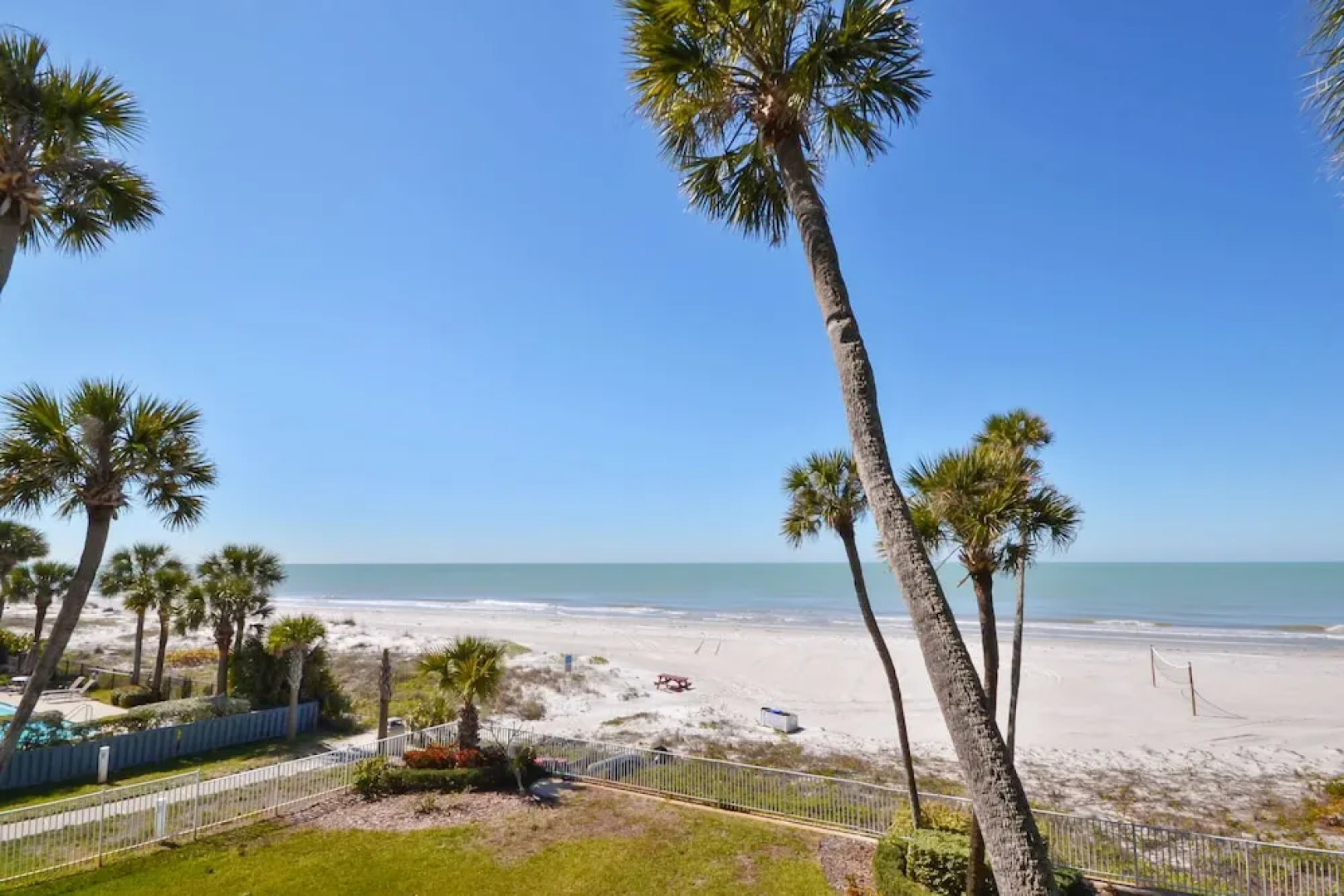 Sand Castle I 301 by Vtrips