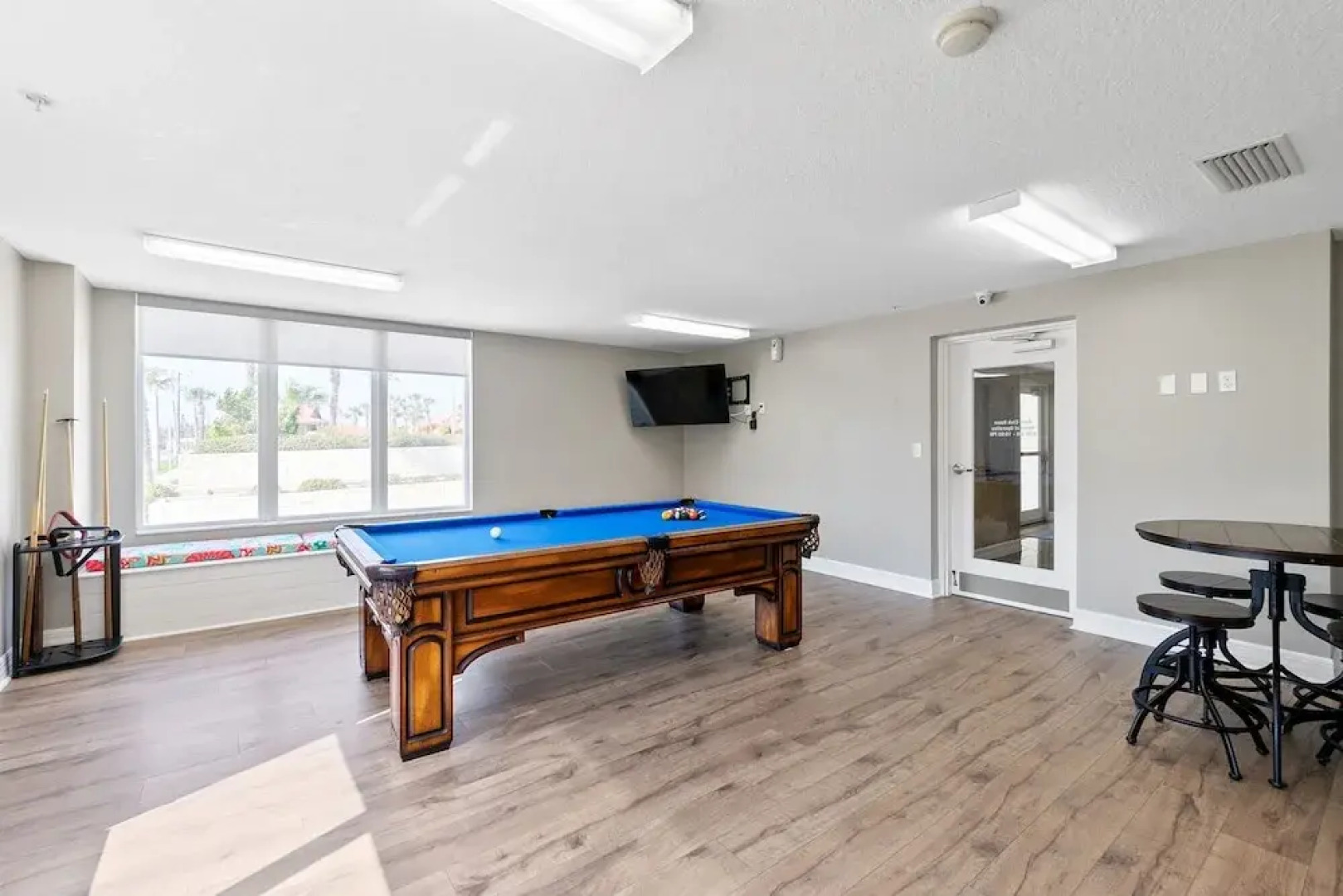 Oceanview Condo Daytona Shores 3 bed 3 Bath