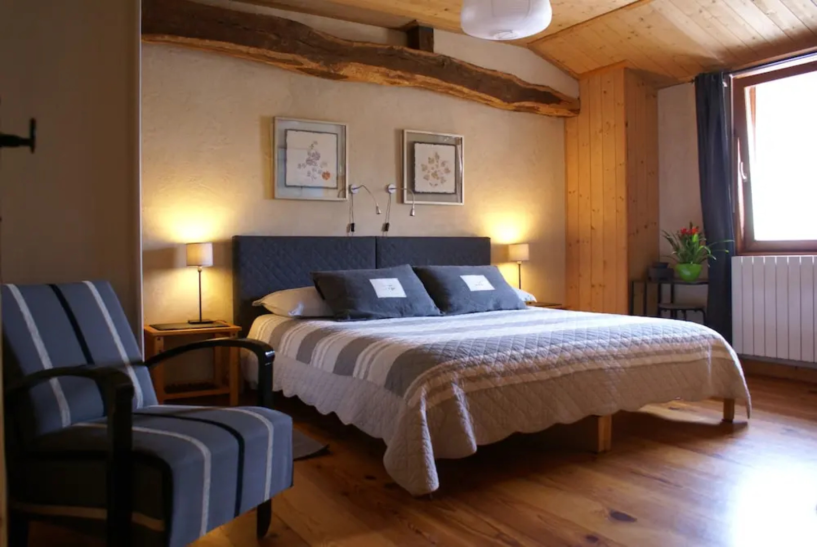 Chambres d'Hôtes la Vigne sur le Foin
