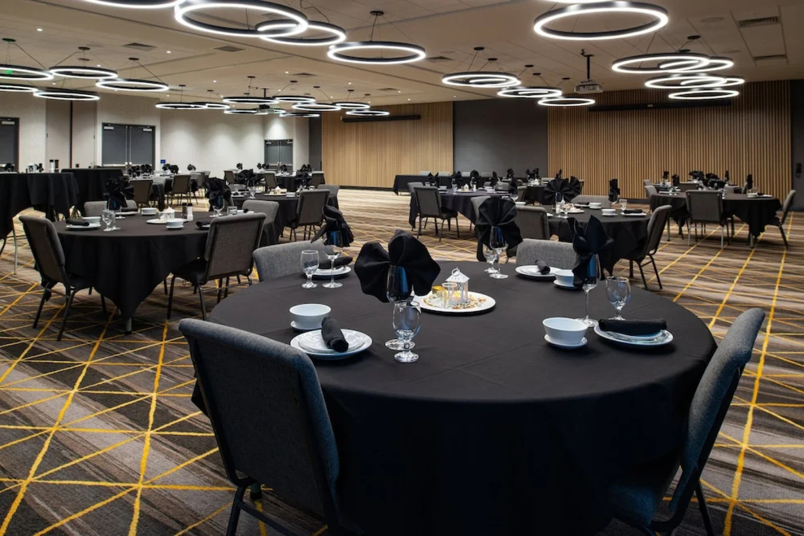 Holiday Inn & Suites Idaho Falls