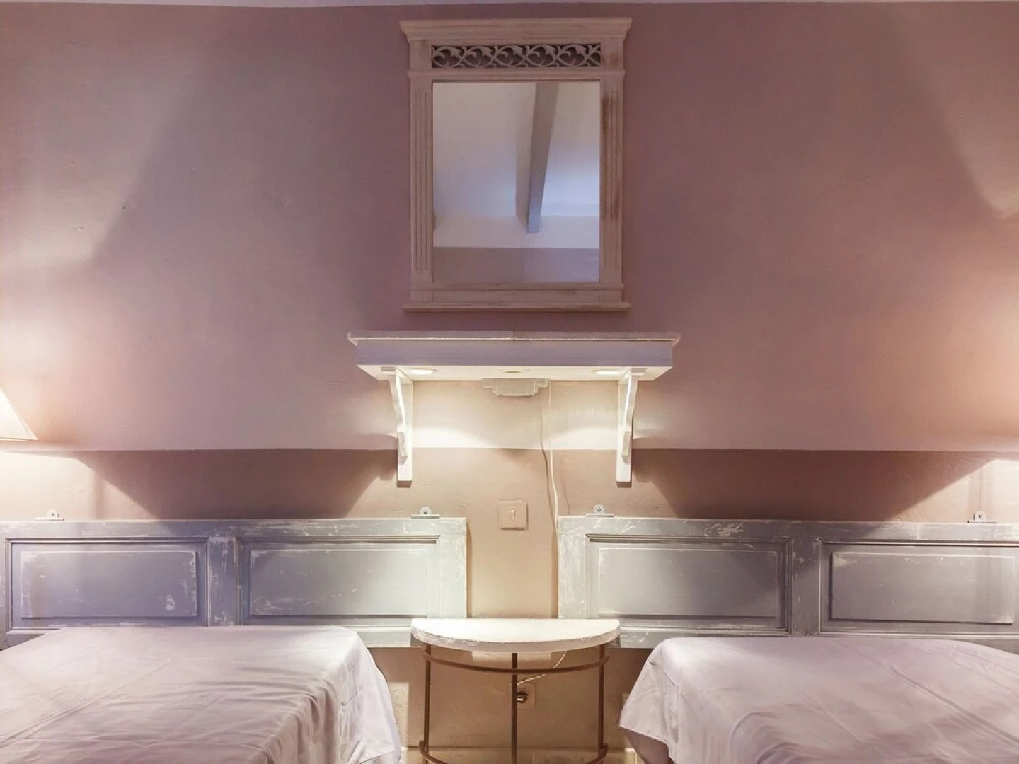 Rustic Cottage in Oppede With Shared Pool