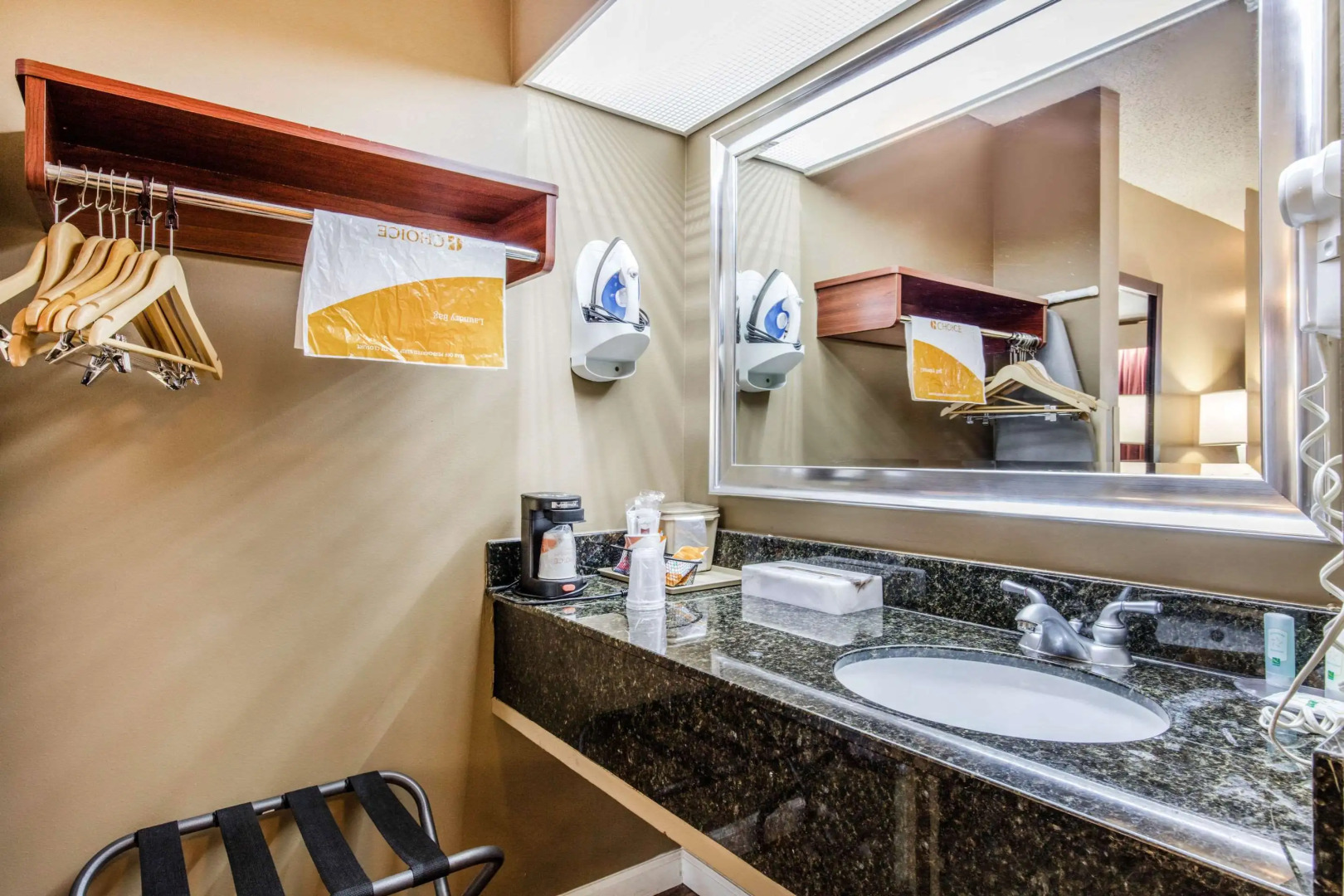 Quality Inn Bessemer I-20 exit 108