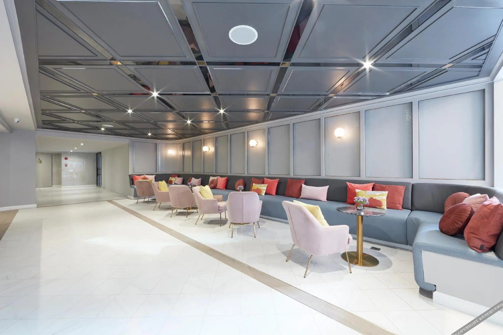 The Quarter Ploenchit by UHG